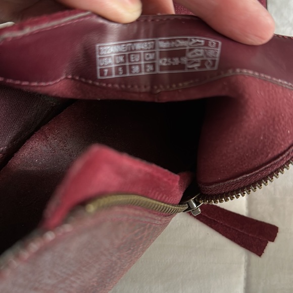 Vionic Ankle Boots - Picture 6 of 6